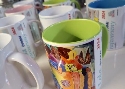 Egyedi bögre óvodának, óvónőknek – elkészült munka