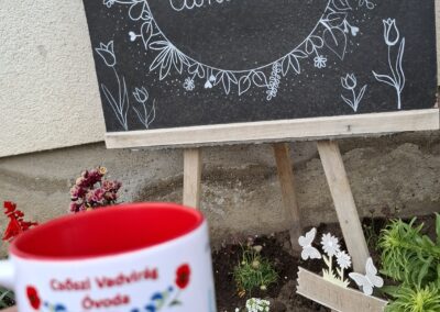 Egyedi bögre óvodának, óvónőknek – elkészült munka